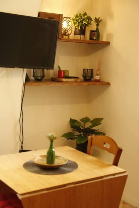 Appartamento Petit Studio Au Coeur D'Uzès Esterno foto