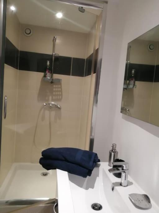 Appartamento Petit Studio Au Coeur D'Uzès Esterno foto